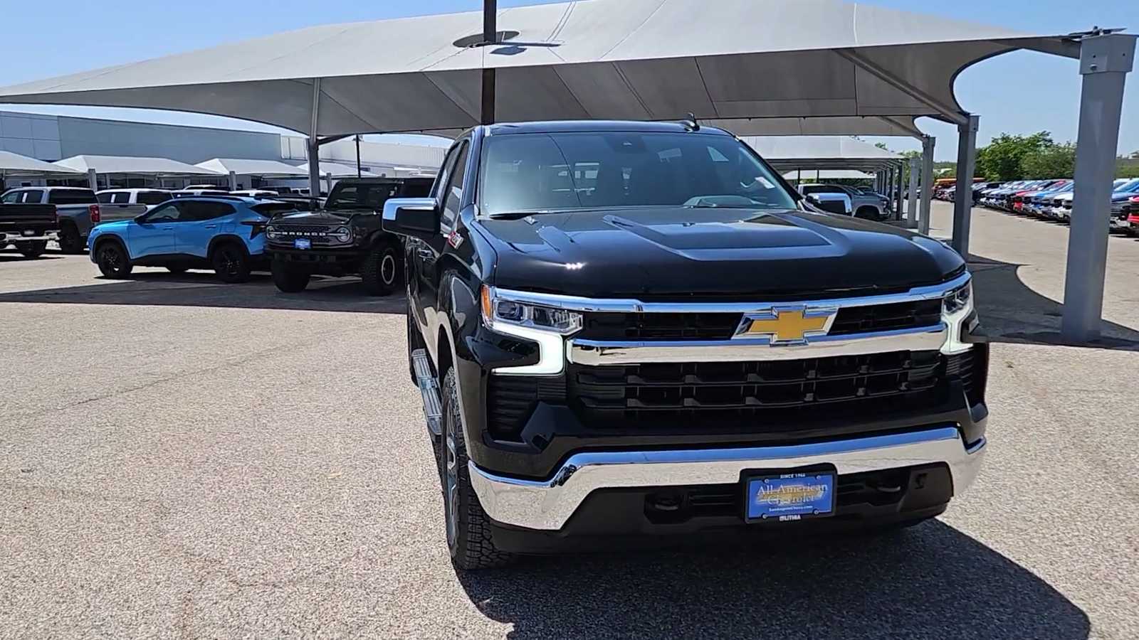Thumbnail: 2025 Chevrolet Silverado 1500 - 2