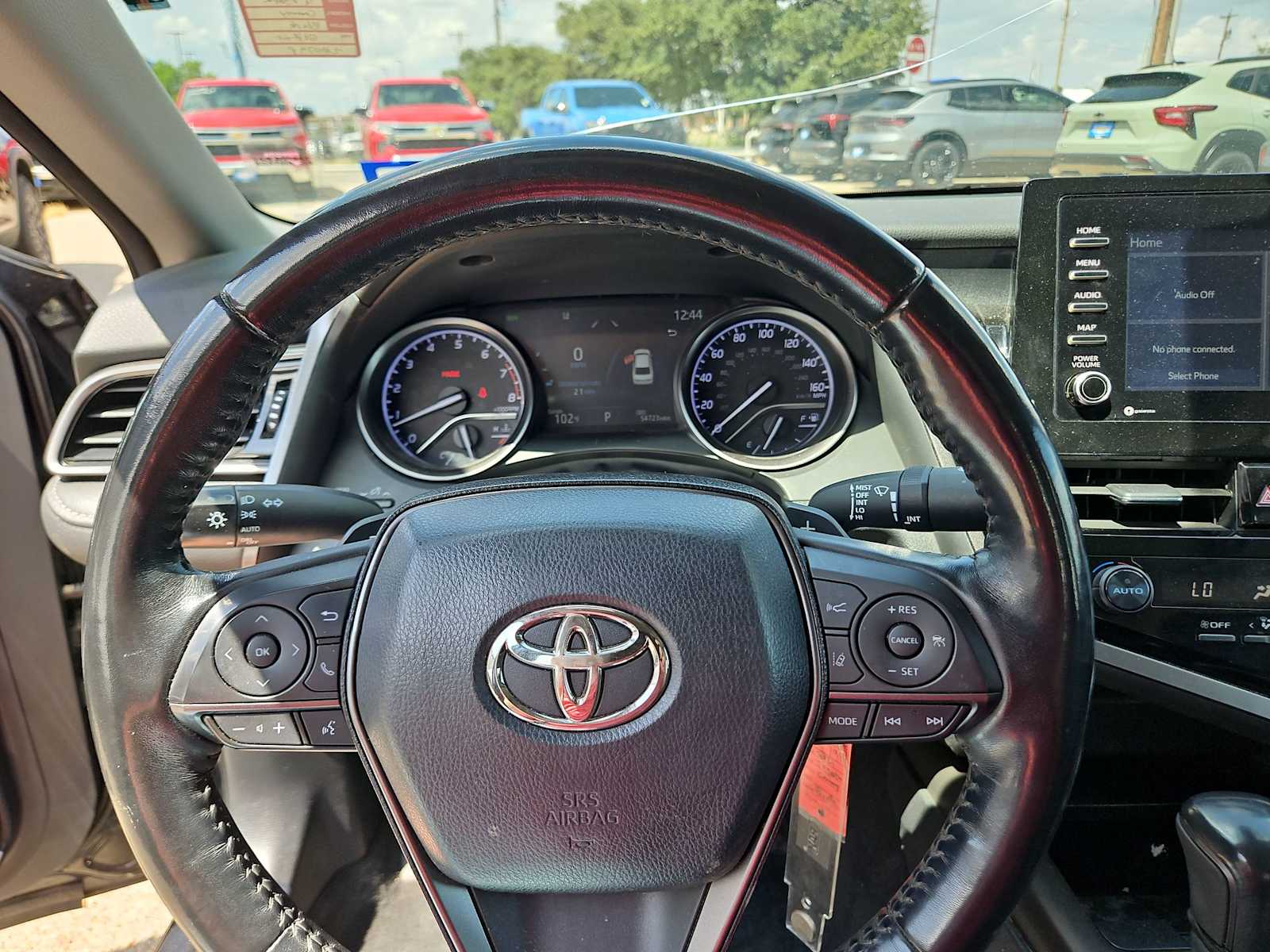 Thumbnail: 2021 Toyota Camry - 15