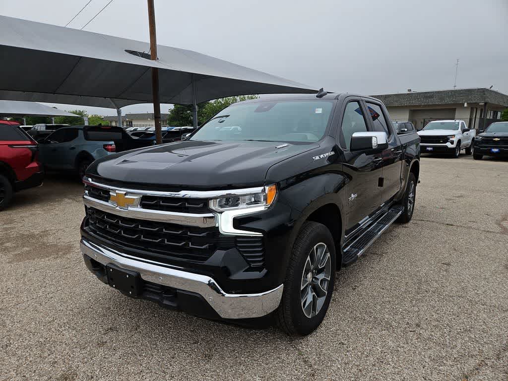 Thumbnail: 2026 Chevrolet Silverado 1500 - 4