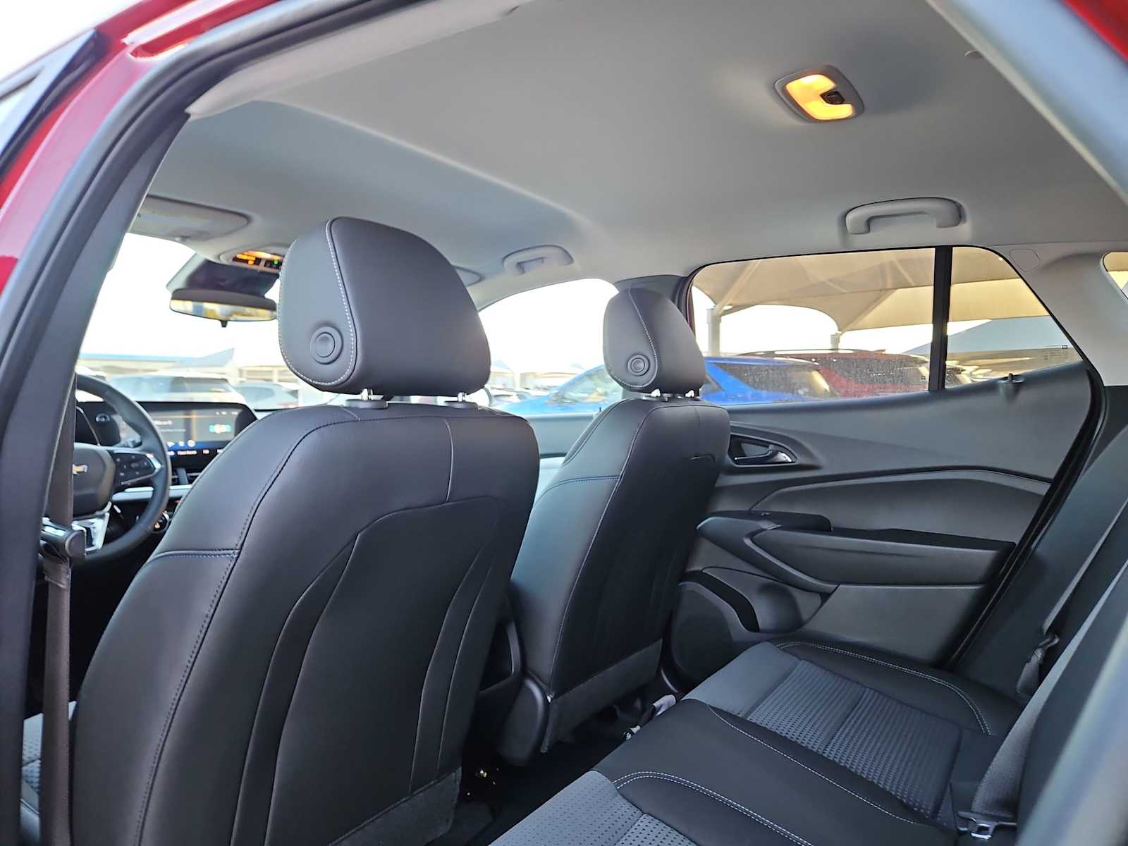 Thumbnail: 2025 Chevrolet Trax - 18