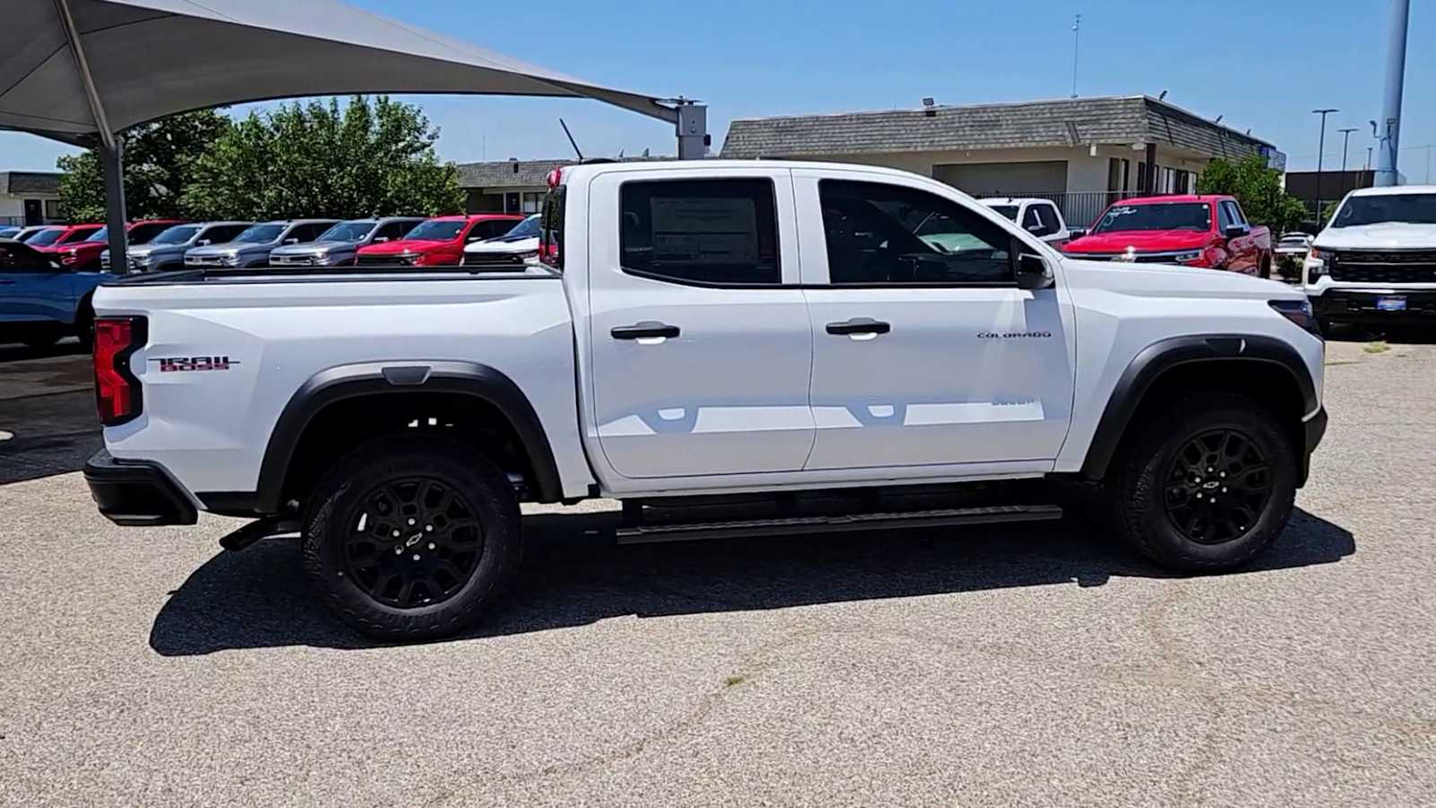 Thumbnail: 2026 Chevrolet Colorado - 8