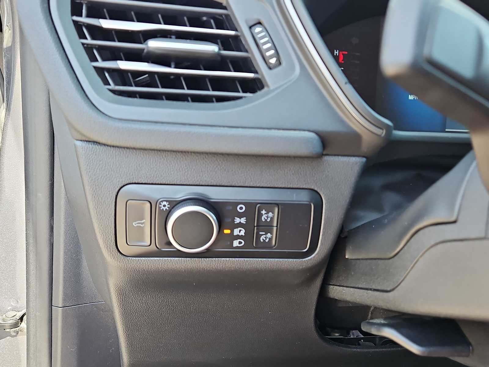 Thumbnail: 2024 Ford Escape - 25