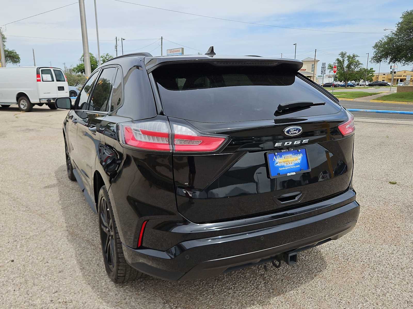 Thumbnail: 2022 Ford Edge - 6