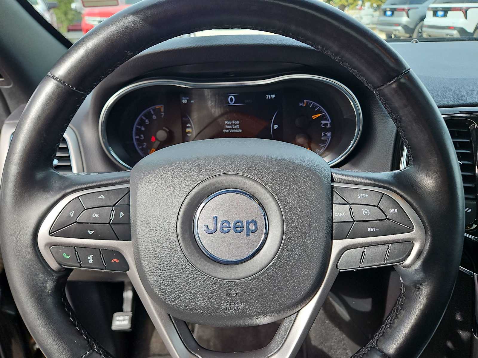 Thumbnail: 2022 Jeep Grand Cherokee - 25