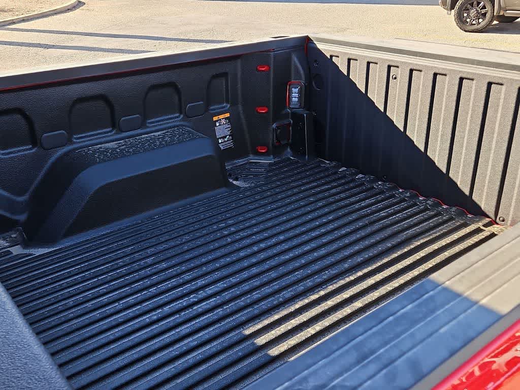 Thumbnail: 2026 Chevrolet Silverado 1500 - 22