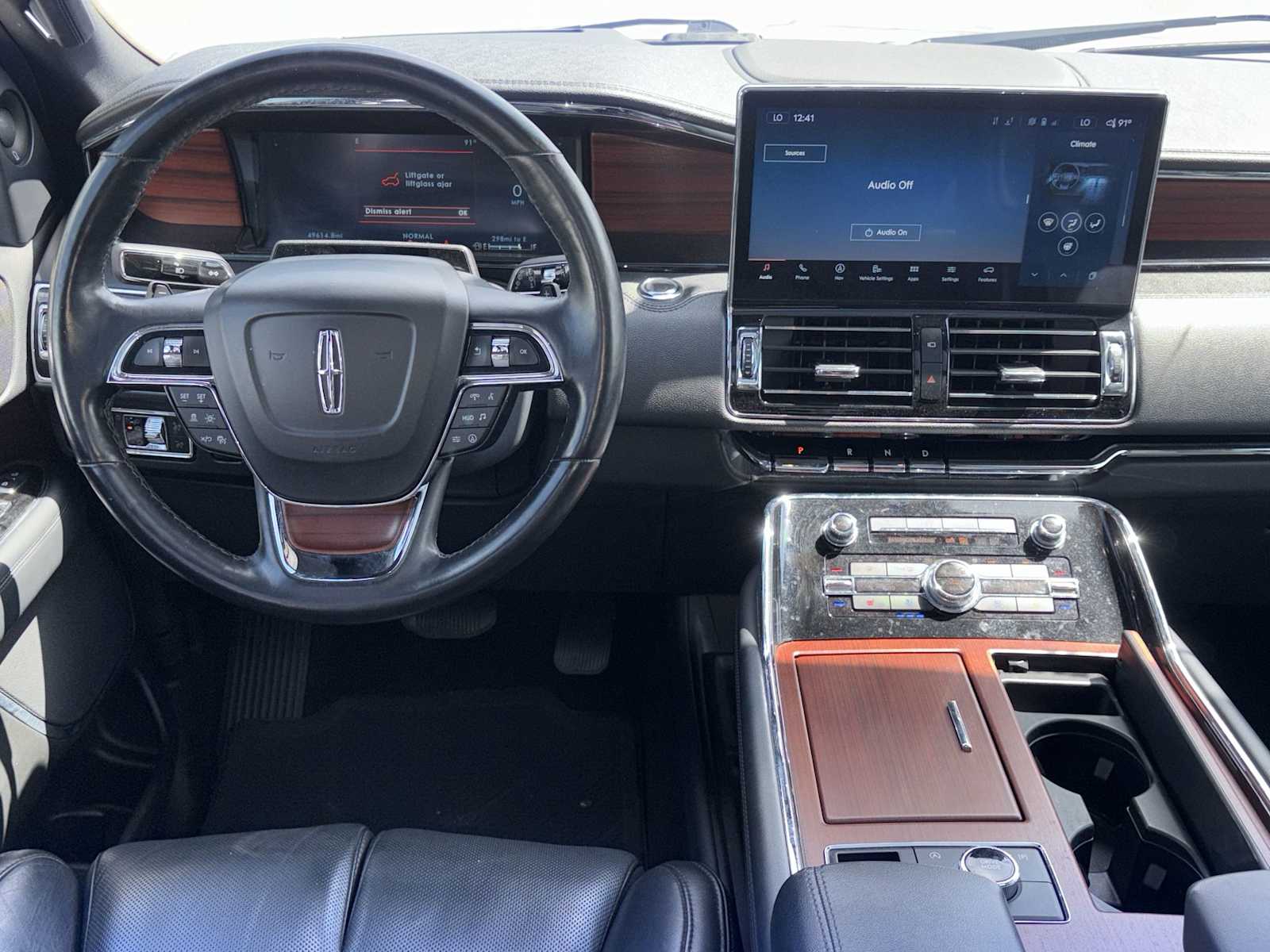 Thumbnail: 2023 Lincoln Navigator - 14