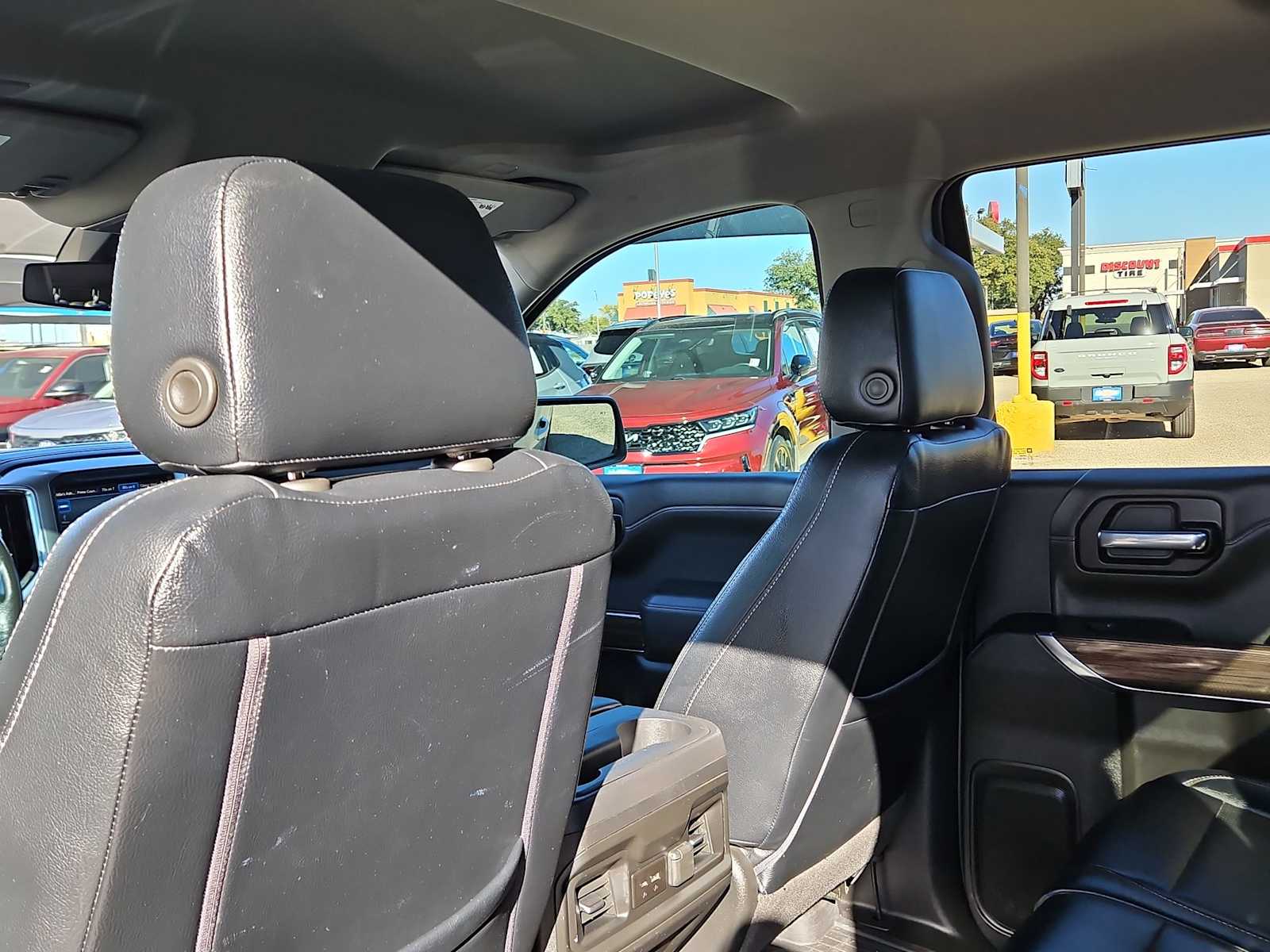 Thumbnail: 2022 Chevrolet Silverado 1500 - 14