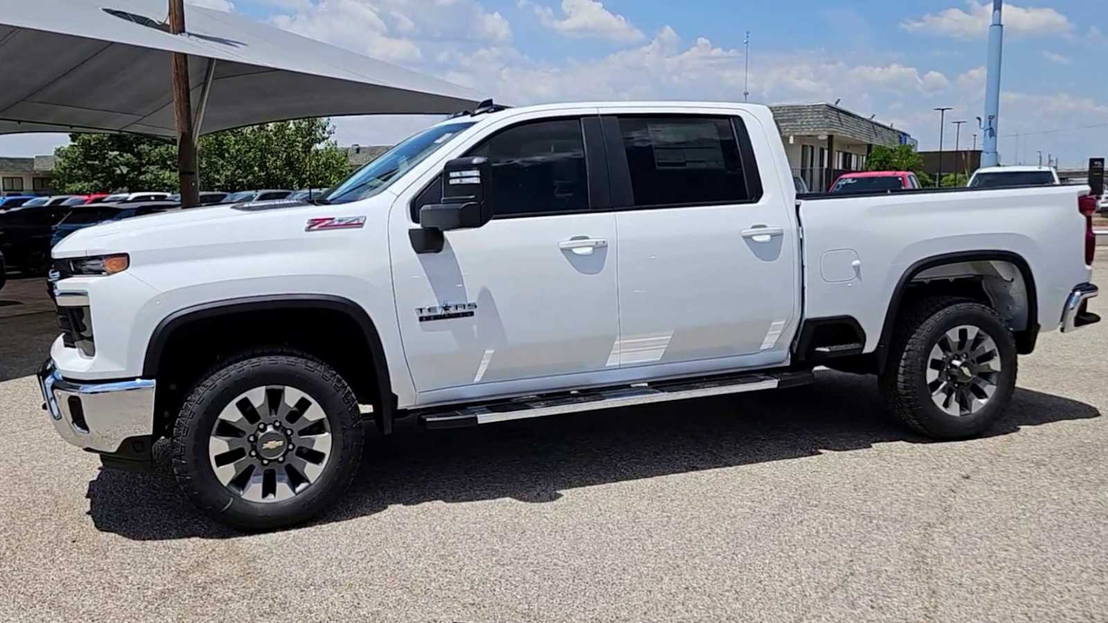 Thumbnail: 2025 Chevrolet Silverado 2500 - 4