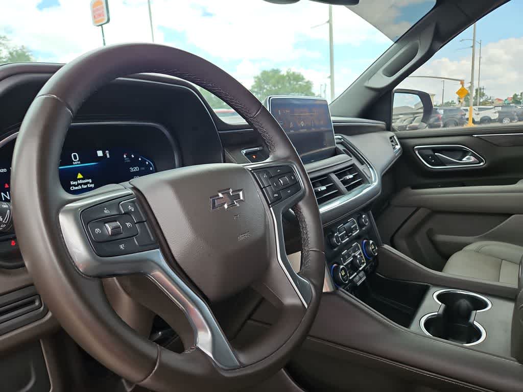 Thumbnail: 2023 Chevrolet Suburban - 9