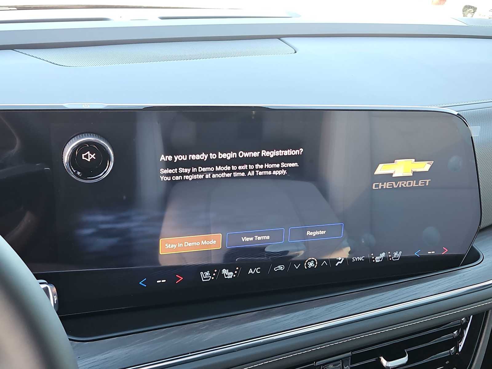 Thumbnail: 2026 Chevrolet Suburban - 22