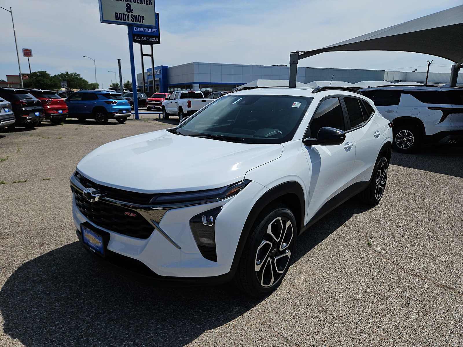 Thumbnail: 2026 Chevrolet Trax - 4