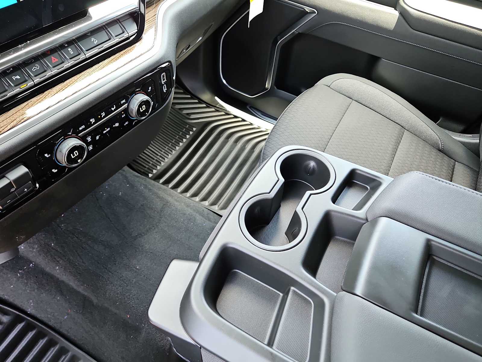 2025 Chevrolet Silverado 2500 LT 16