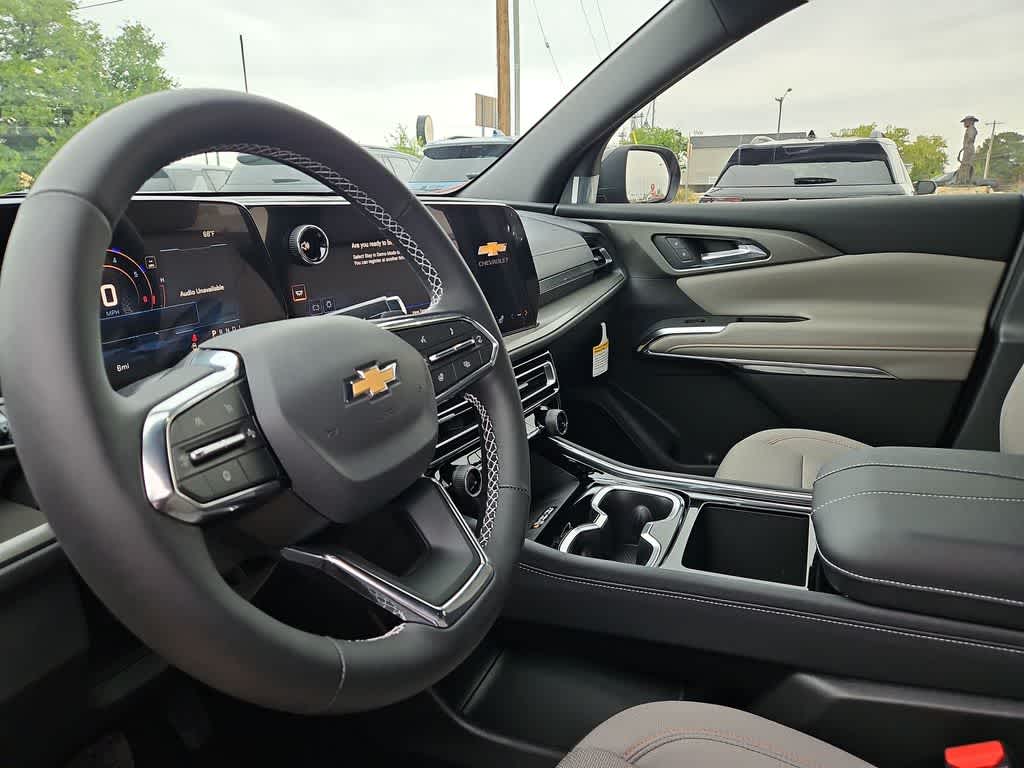 Thumbnail: 2026 Chevrolet Traverse - 10