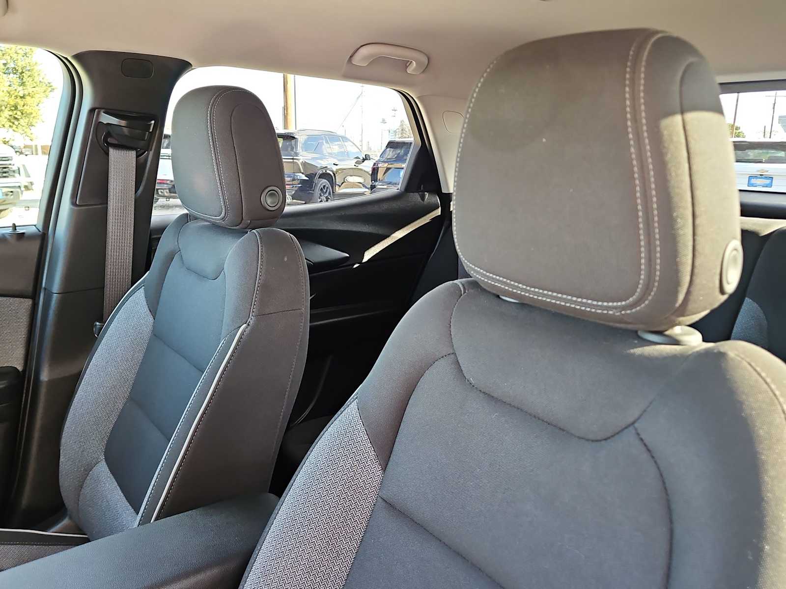 Thumbnail: 2023 Chevrolet TrailBlazer - 15