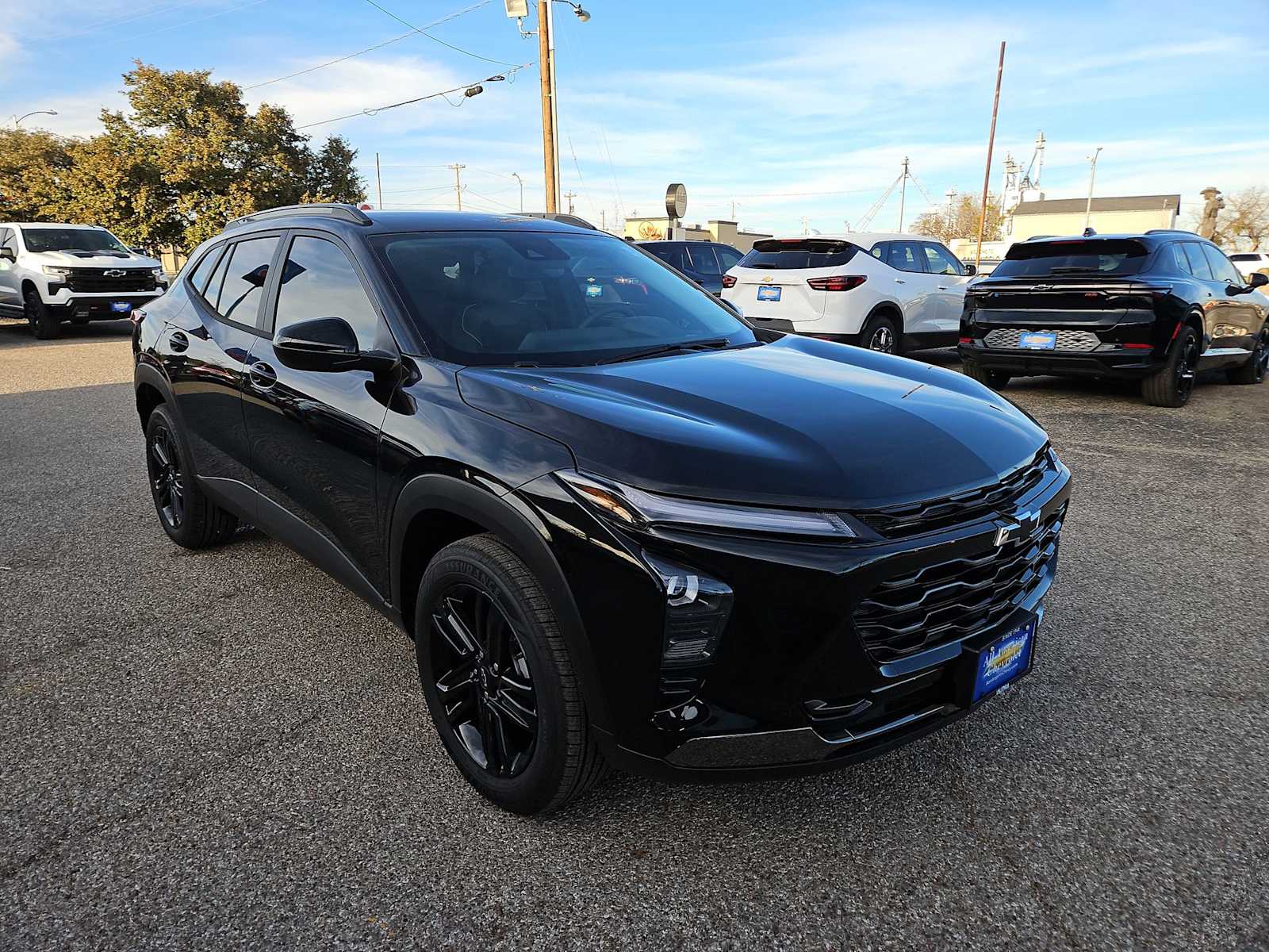 Thumbnail: 2026 Chevrolet Trax - 2