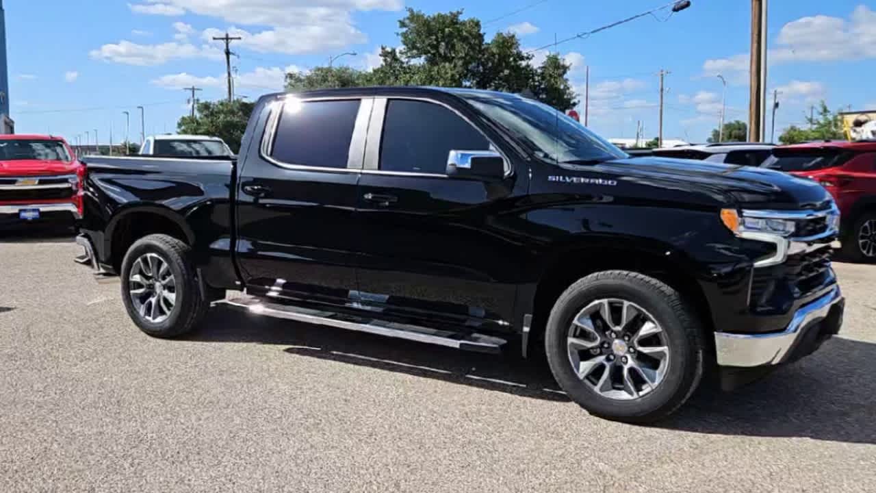 Thumbnail: 2026 Chevrolet Silverado 1500 - 9