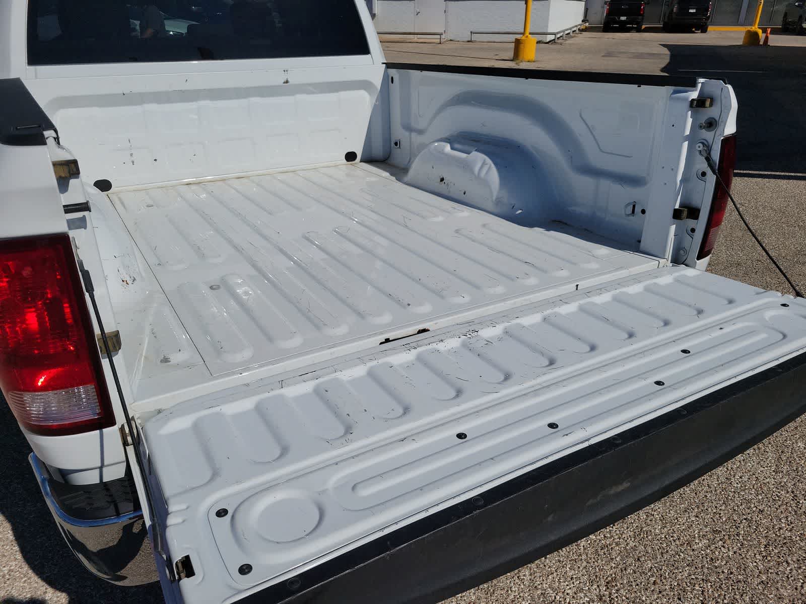 Thumbnail: 2021 RAM 1500 Classic - 27