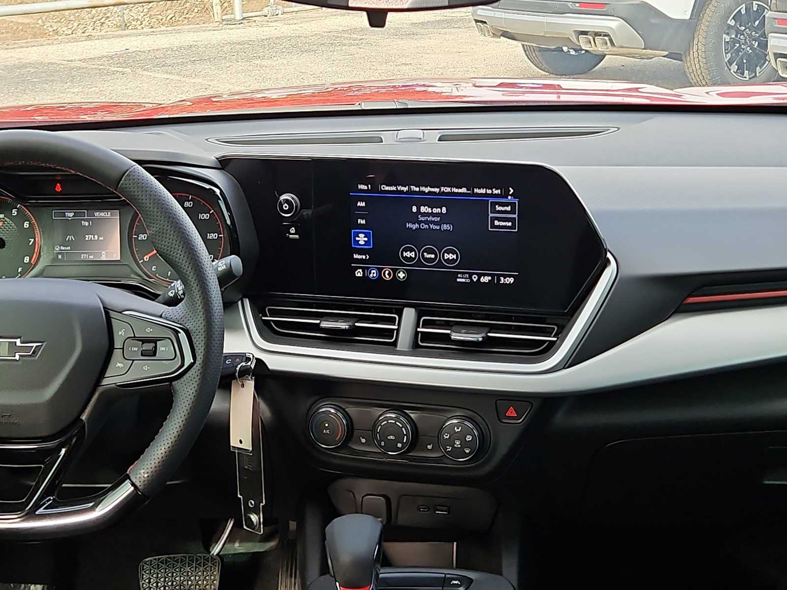 Thumbnail: 2026 Chevrolet Trax - 14