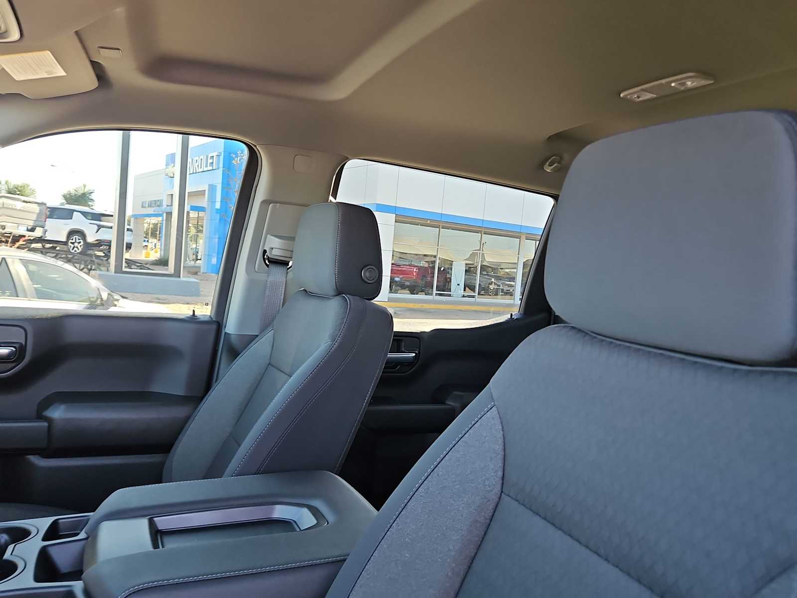 Thumbnail: 2026 Chevrolet Silverado 1500 - 15