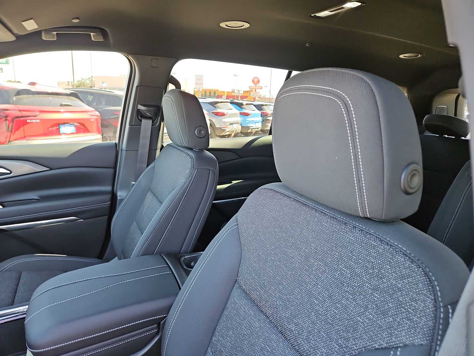 Thumbnail: 2025 Chevrolet Traverse - 14