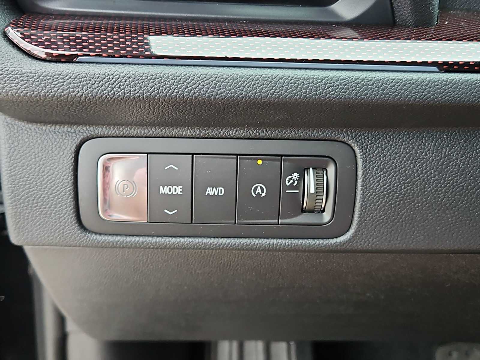 Thumbnail: 2026 Chevrolet Traverse - 25