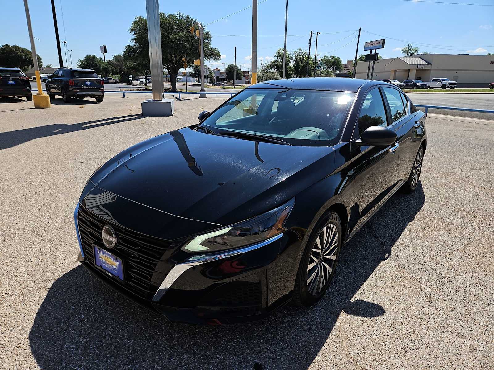 Thumbnail: 2025 Nissan Altima - 4