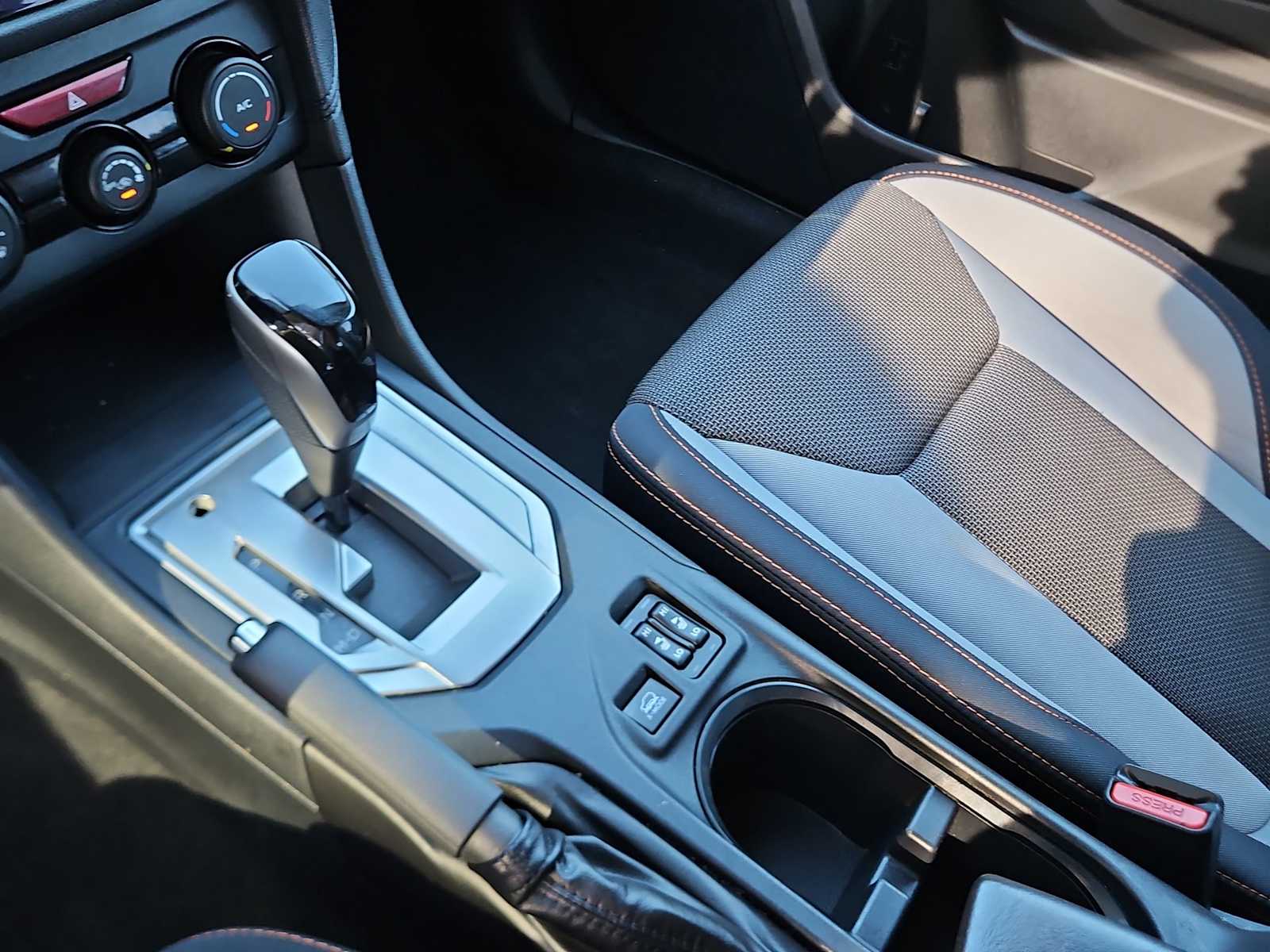 Thumbnail: 2018 Subaru Crosstrek - 20