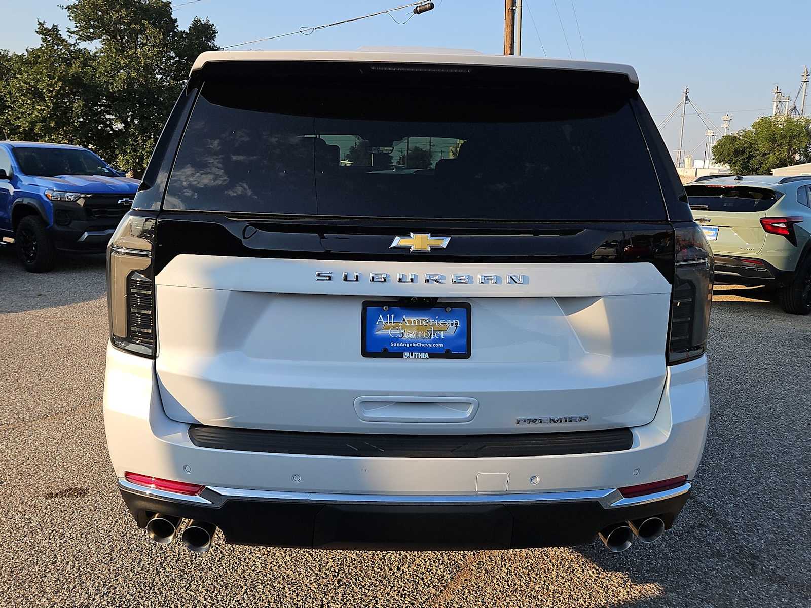 Thumbnail: 2025 Chevrolet Suburban - 5