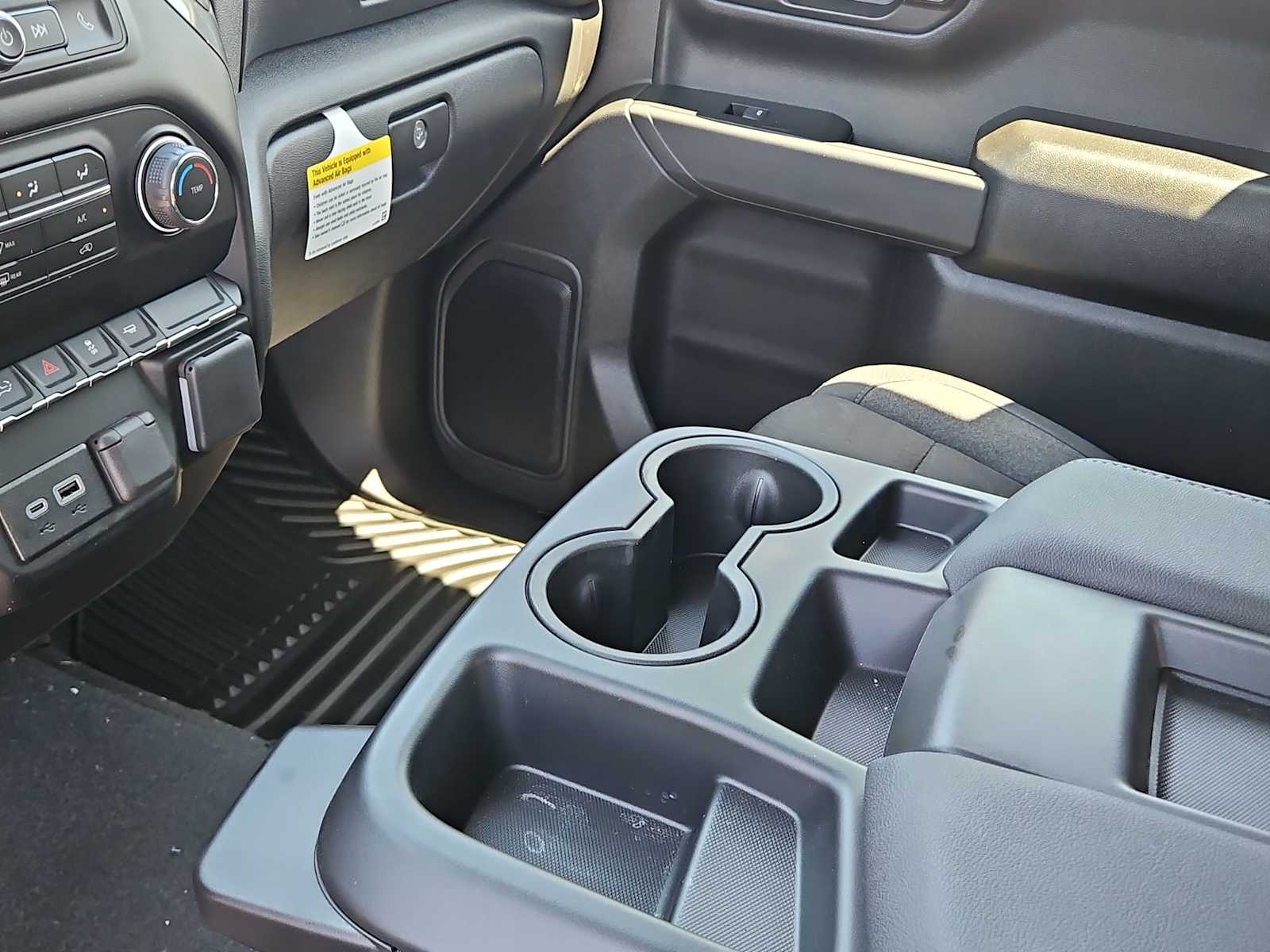 Thumbnail: 2026 Chevrolet Silverado 1500 - 20