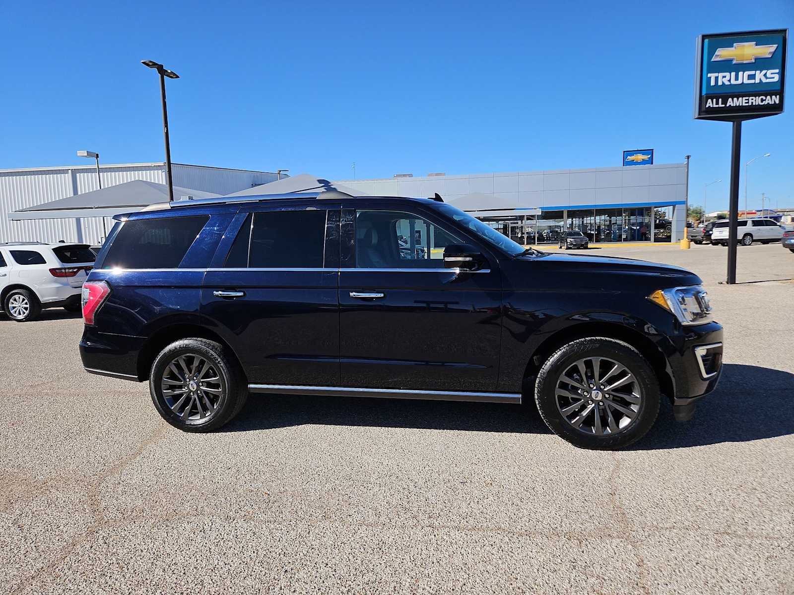 Thumbnail: 2021 Ford Expedition - 9