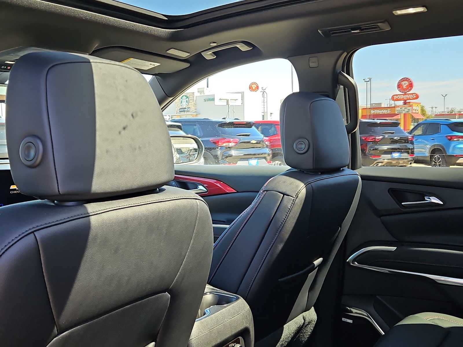 Thumbnail: 2026 Chevrolet Traverse - 16