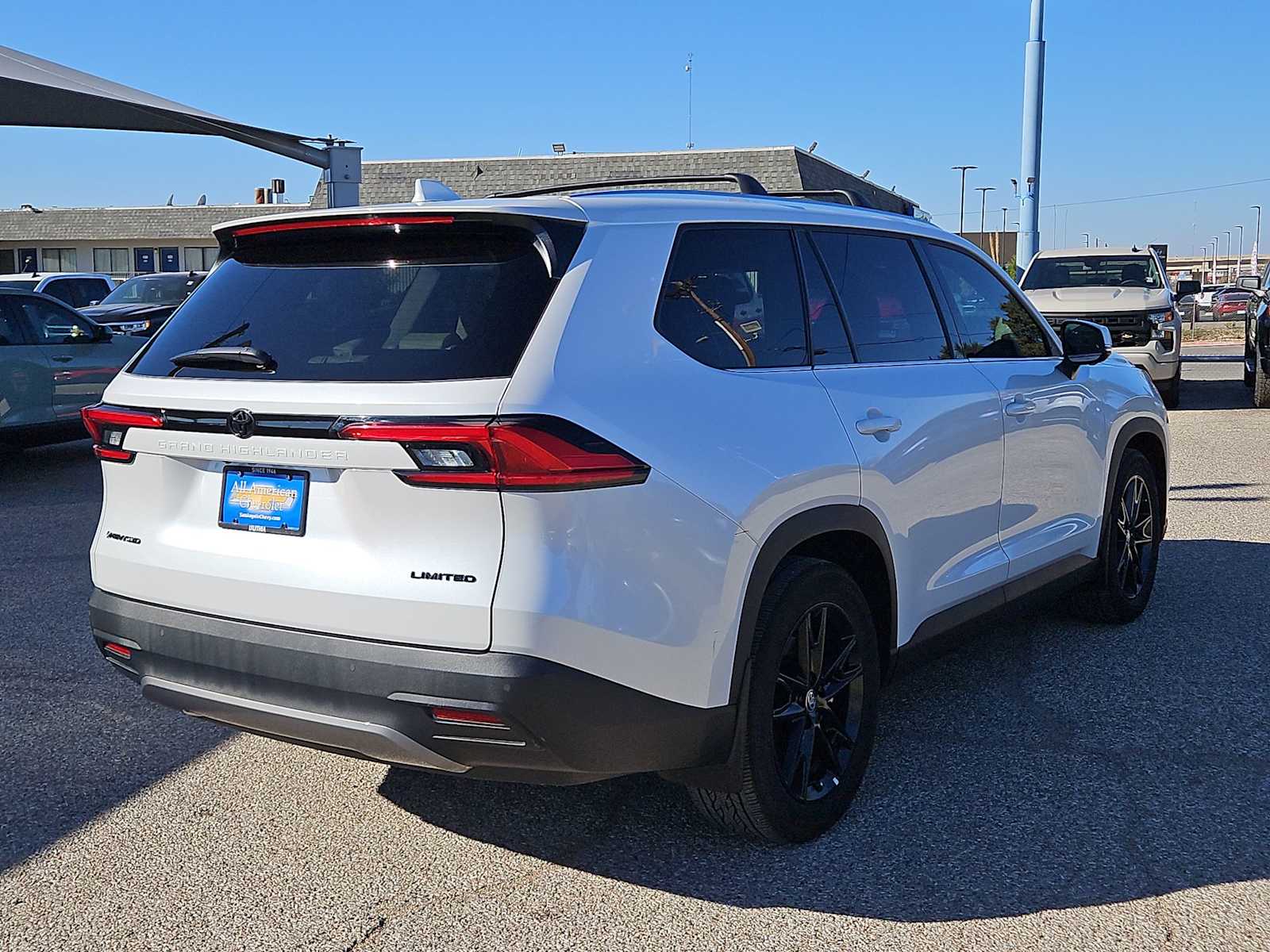 Thumbnail: 2024 Toyota Grand Highlander - 8