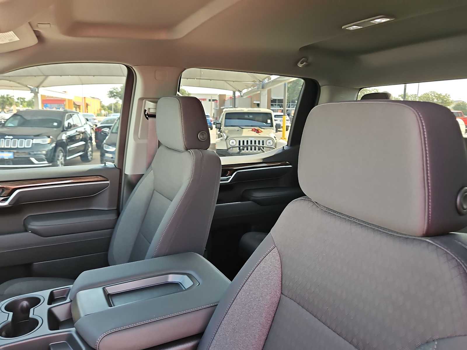 Thumbnail: 2026 Chevrolet Silverado 1500 - 18