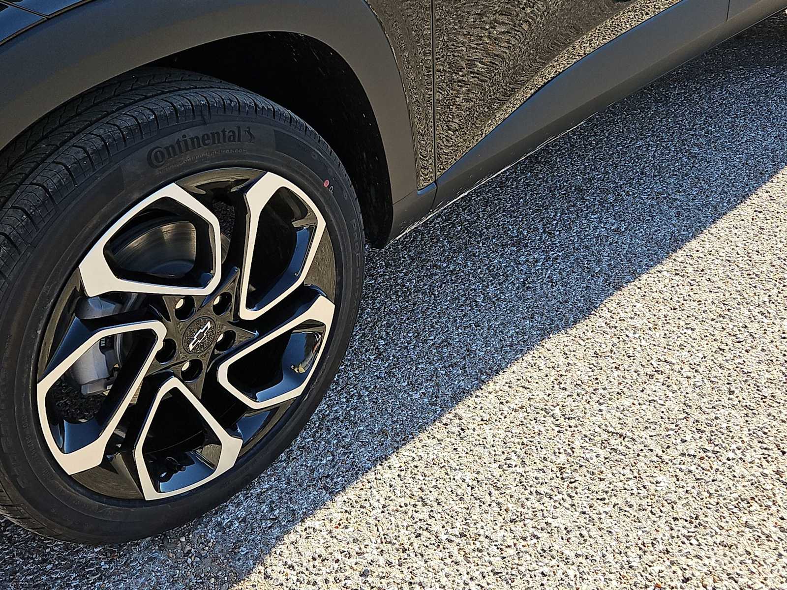 Thumbnail: 2025 Chevrolet Trax - 17