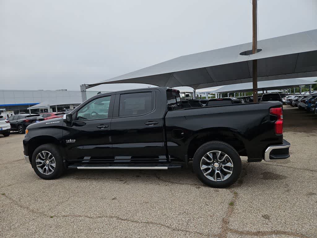 Thumbnail: 2026 Chevrolet Silverado 1500 - 5