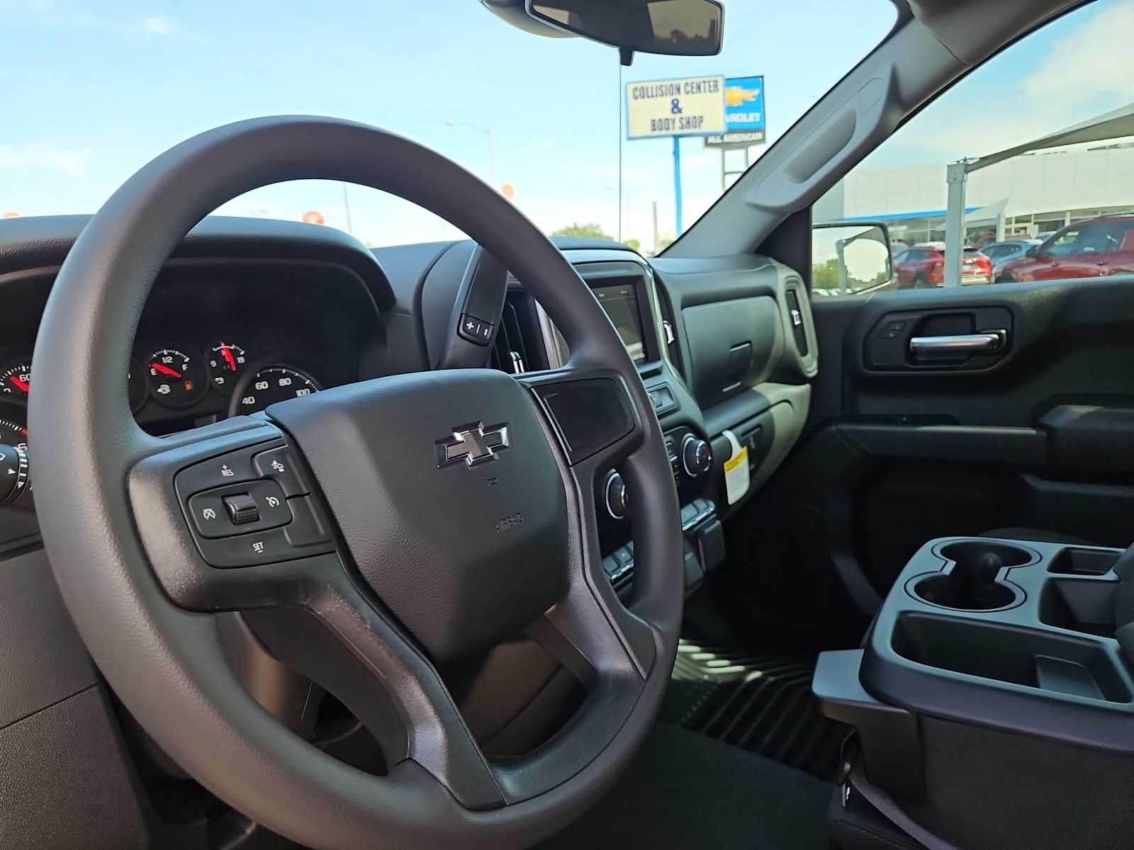 Thumbnail: 2026 Chevrolet Silverado 1500 - 10