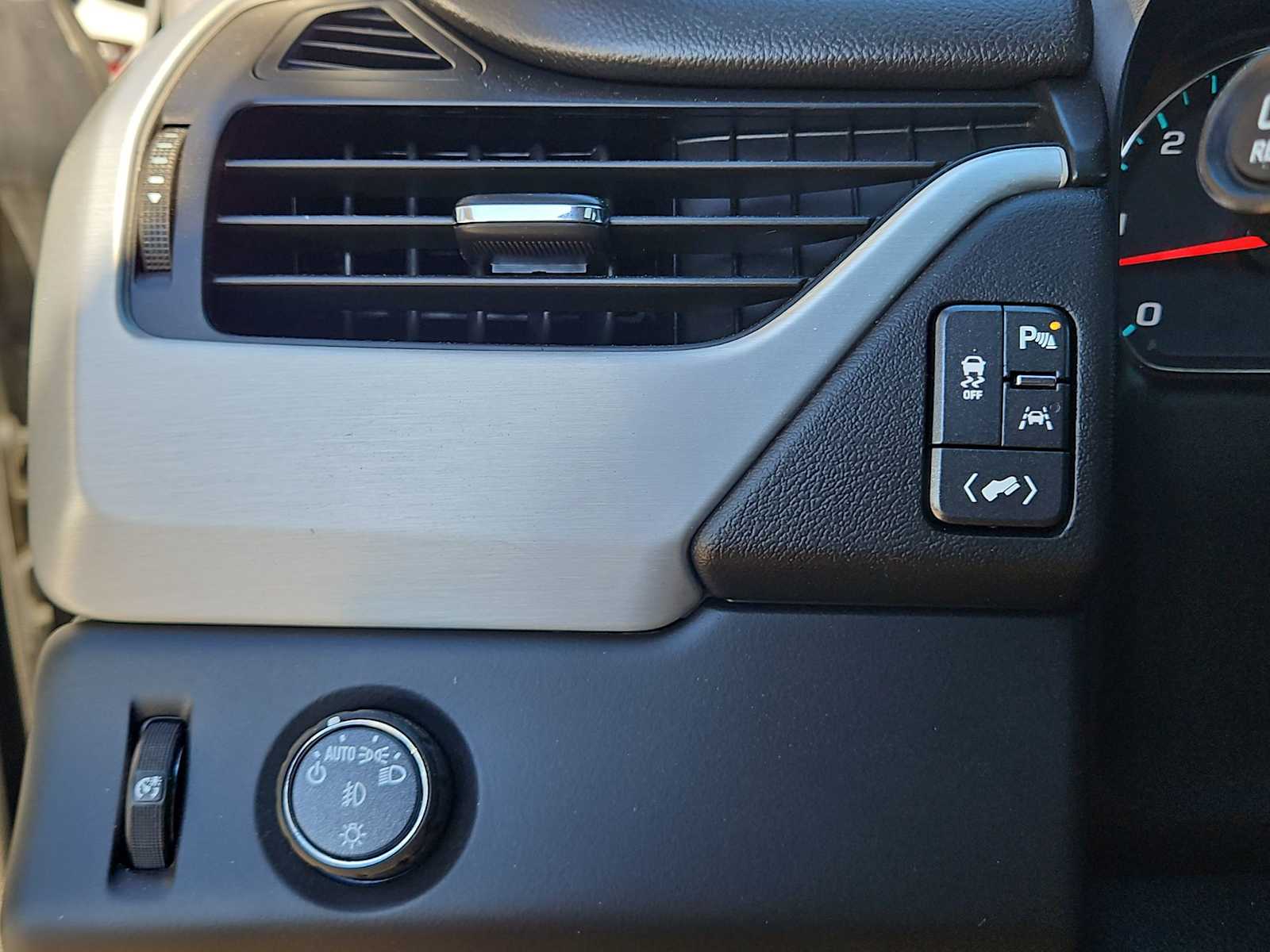 Thumbnail: 2020 GMC Yukon - 20