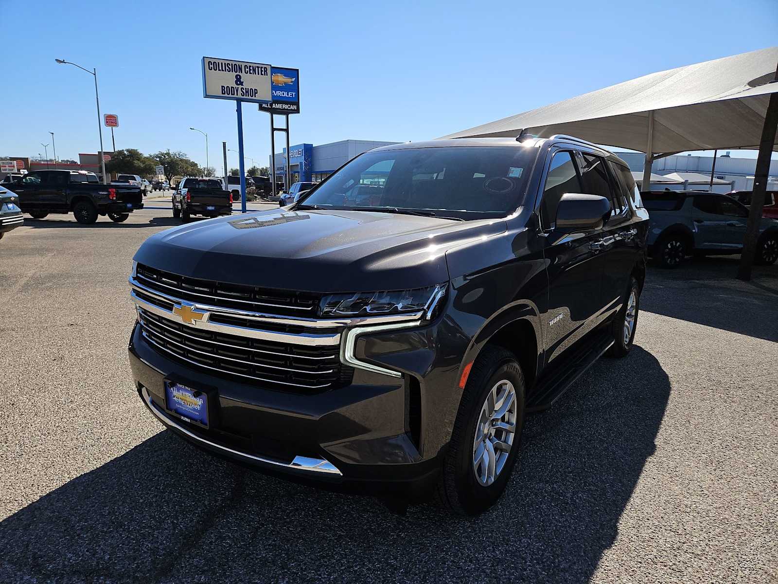 Thumbnail: 2021 Chevrolet Tahoe - 4