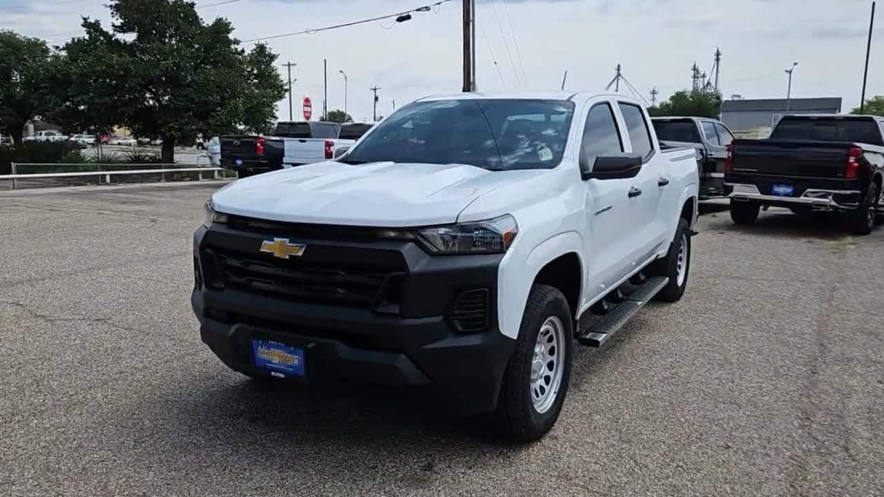 Thumbnail: 2025 Chevrolet Colorado - 3