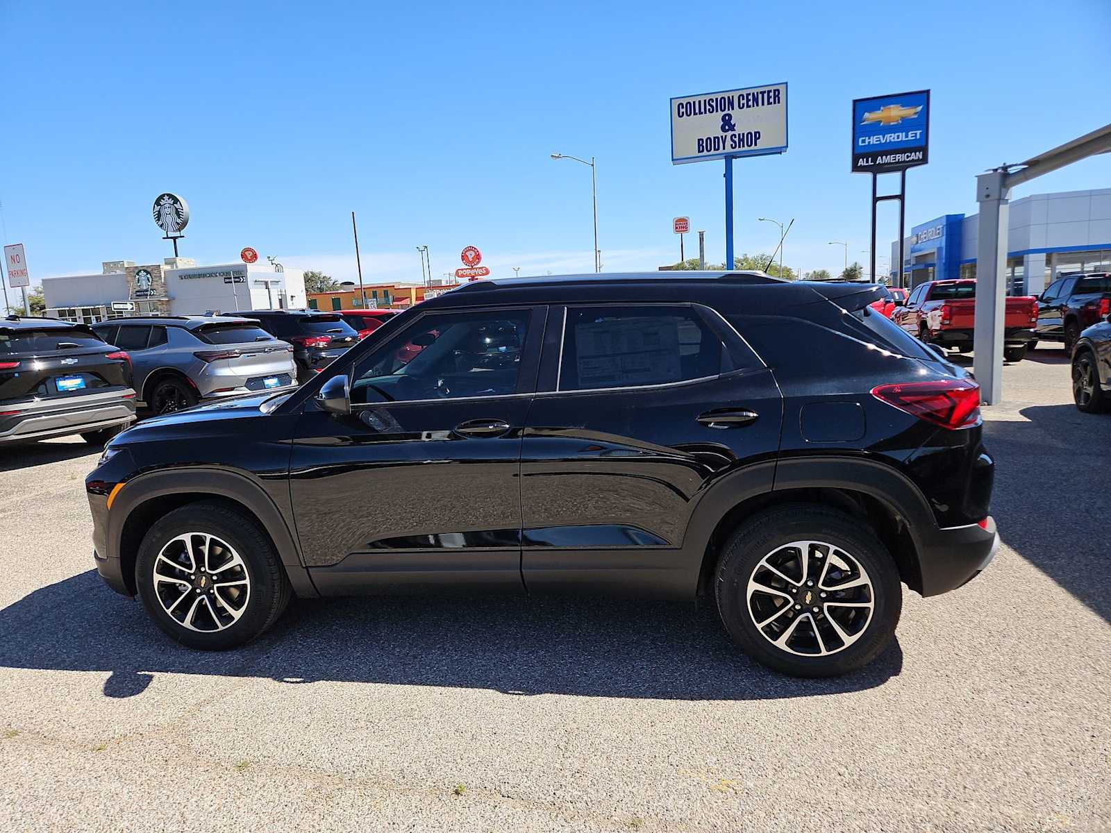 Thumbnail: 2026 Chevrolet TrailBlazer - 5