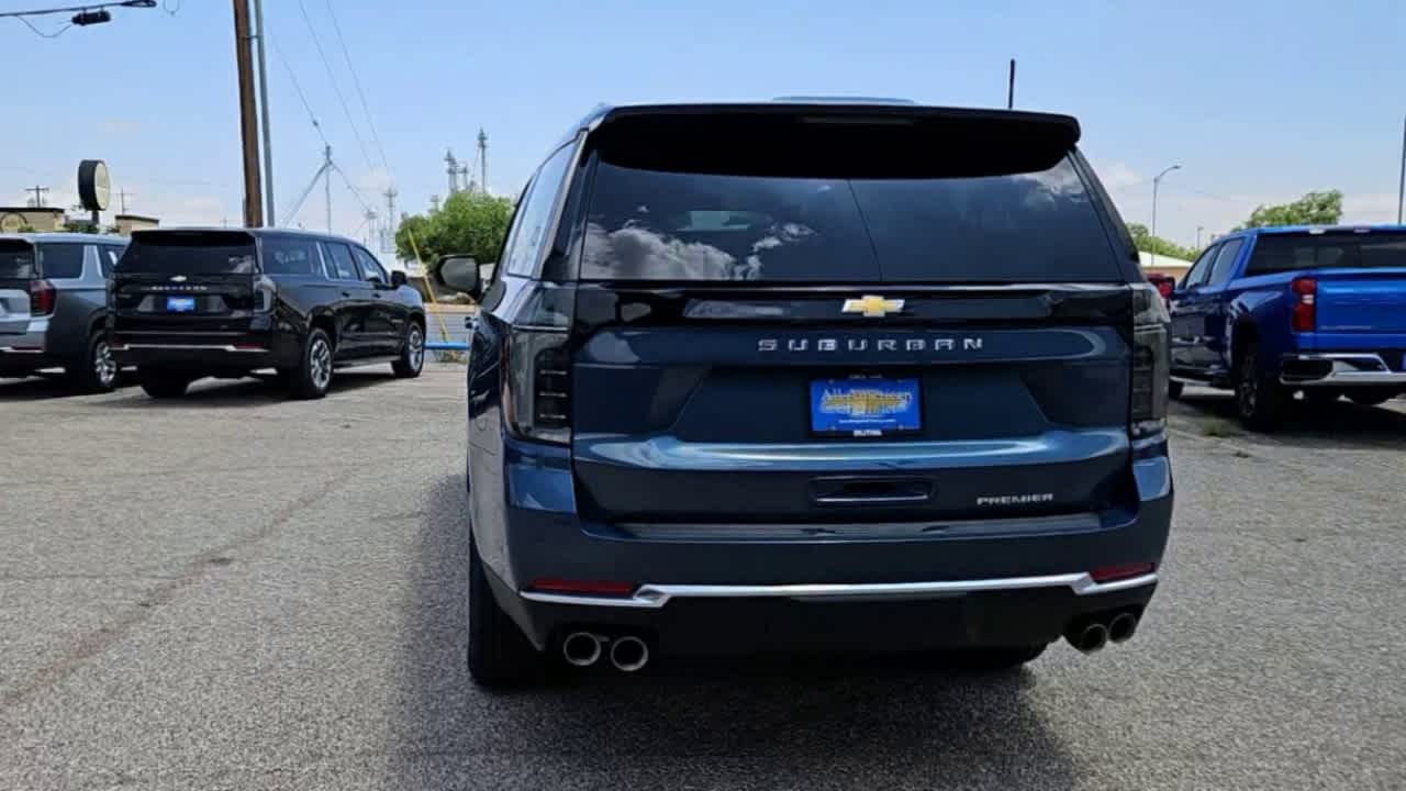 Thumbnail: 2025 Chevrolet Suburban - 6