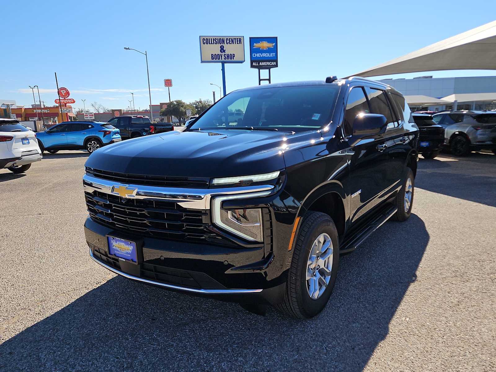 Thumbnail: 2026 Chevrolet Tahoe - 4