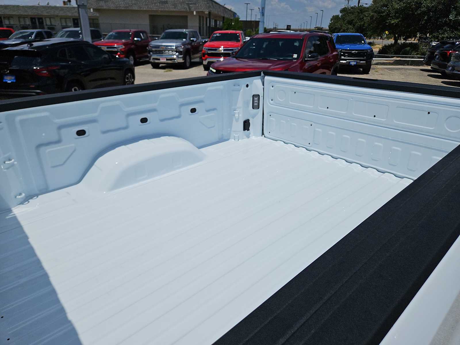 Thumbnail: 2025 Chevrolet Silverado 2500 - 27