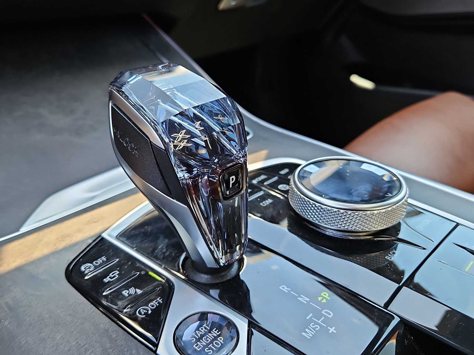 Thumbnail: 2022 BMW X7 - 25