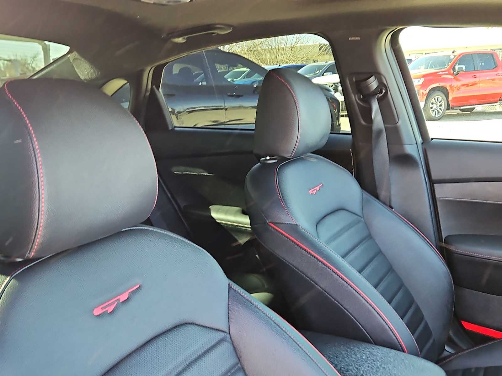 Thumbnail: 2024 Kia Forte - 17