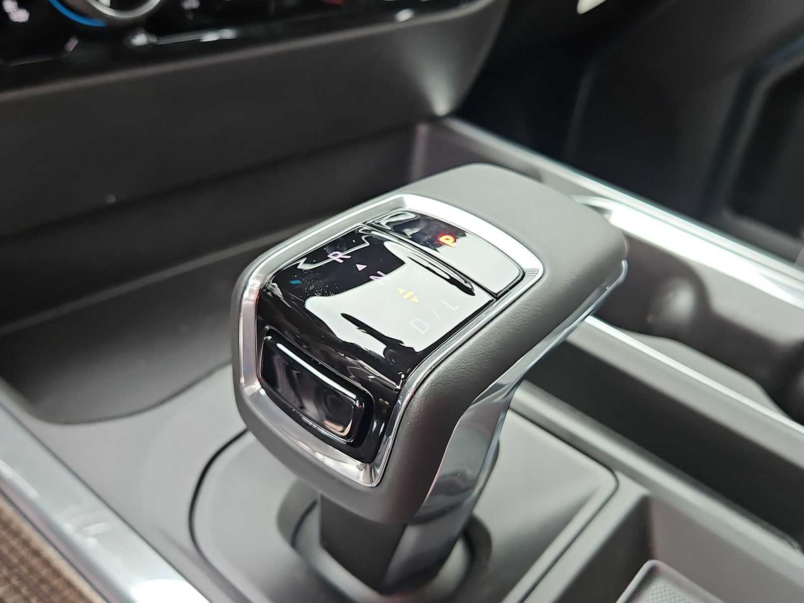 Thumbnail: 2026 Chevrolet Silverado 1500 - 21