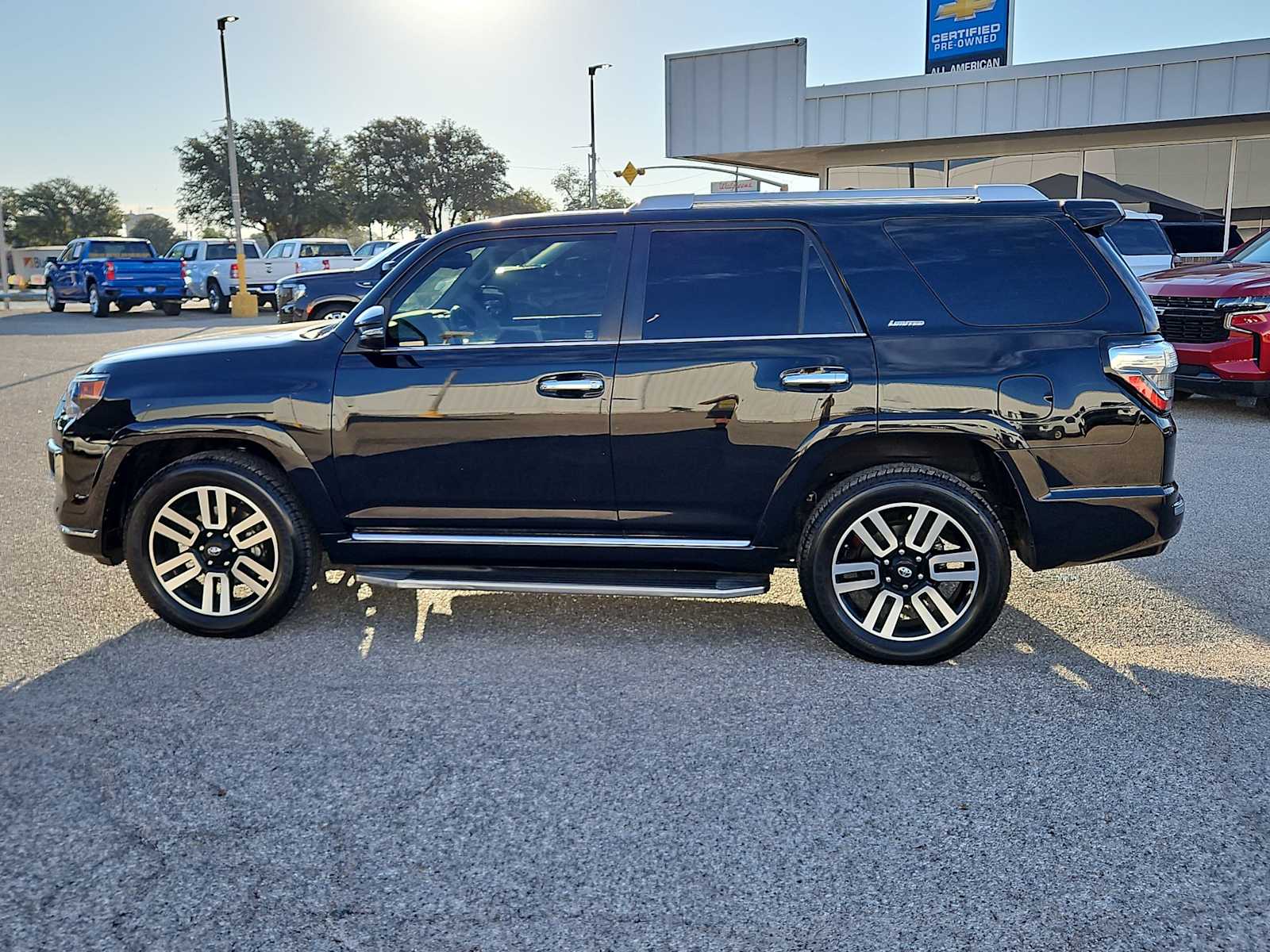 Thumbnail: 2019 Toyota 4Runner - 5