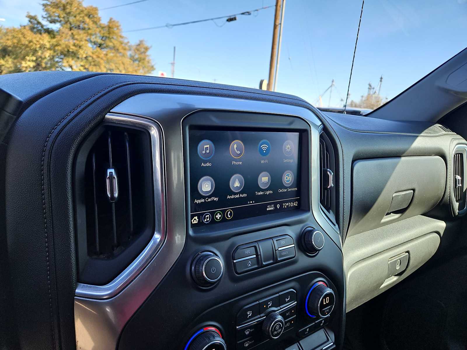 Thumbnail: 2021 Chevrolet Silverado 1500 - 24