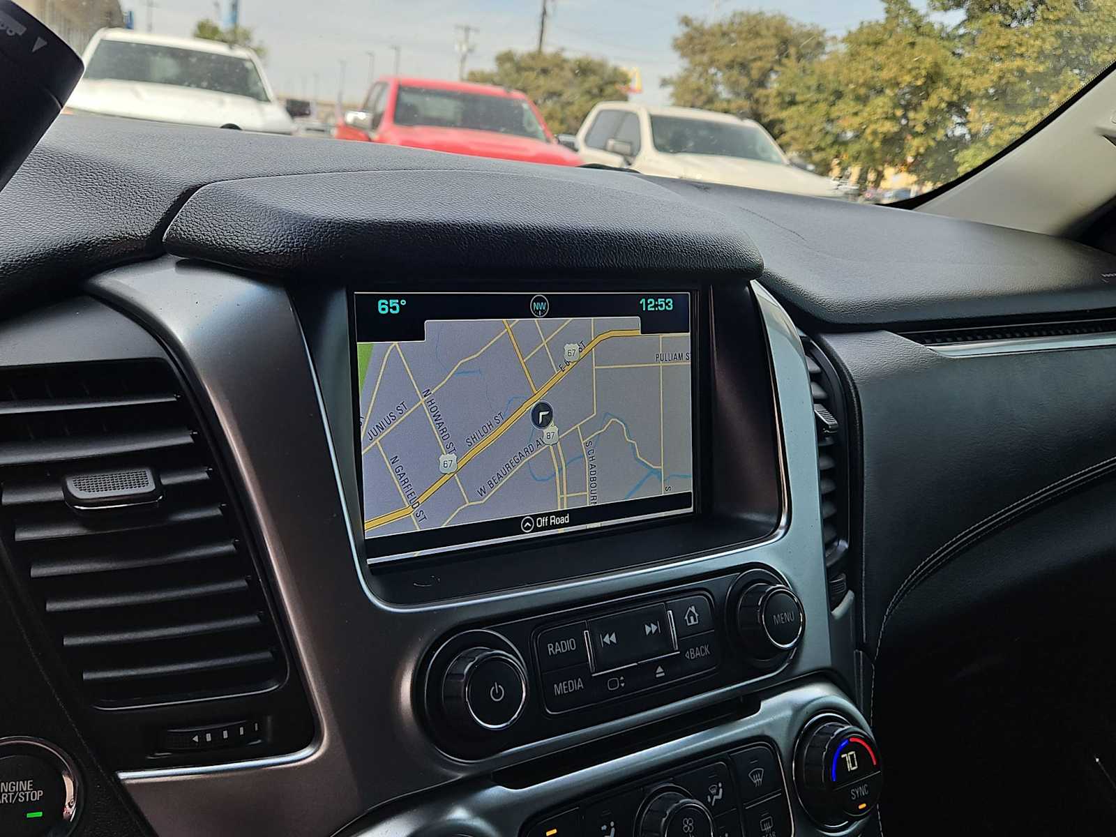 Thumbnail: 2016 Chevrolet Tahoe - 24