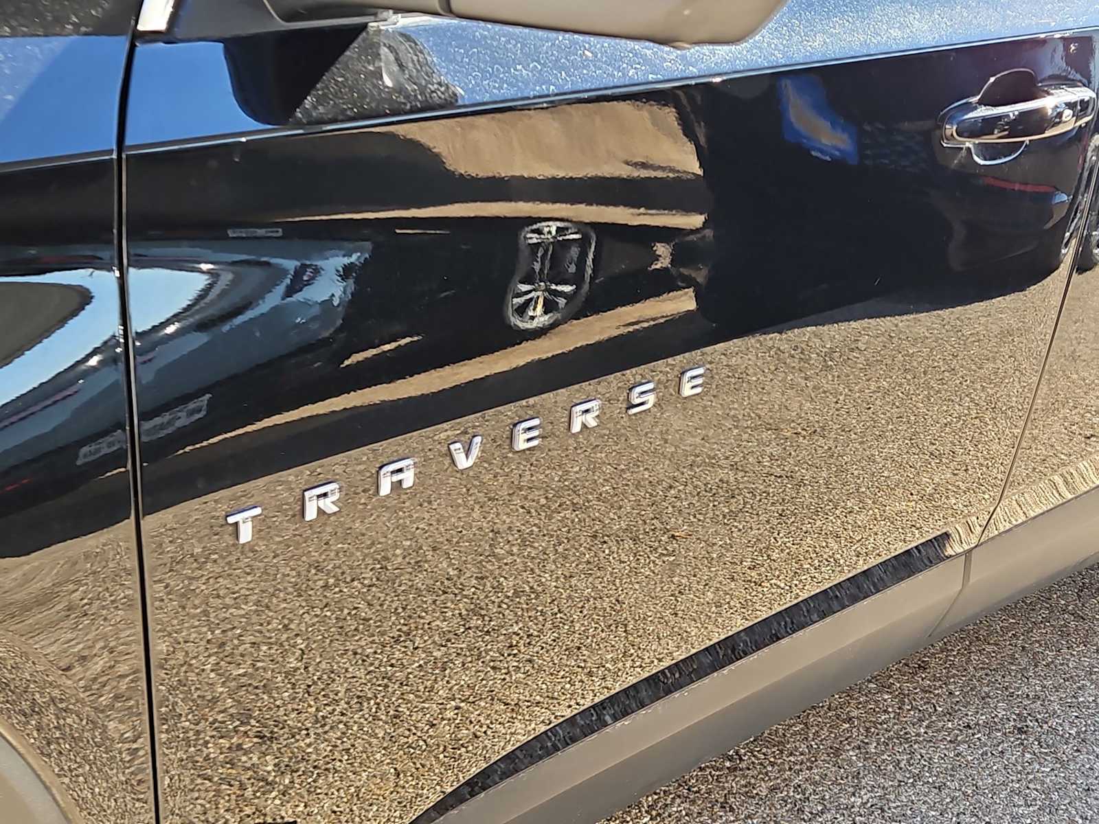 Thumbnail: 2022 Chevrolet Traverse - 11